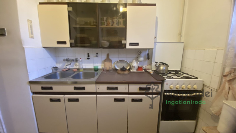 Debrecen, Egyetemváros, Lakás, tégla lakás  