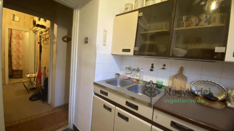 Debrecen, Egyetemváros, Lakás, tégla lakás  