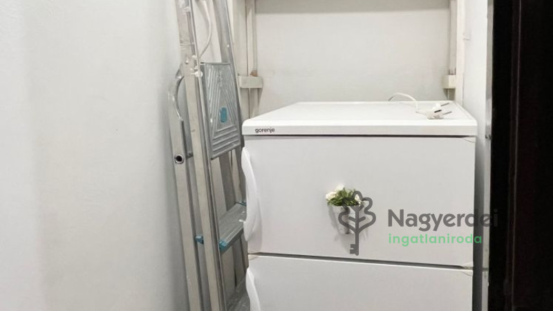Debrecen, Nagyerdőalja, Lakás, tégla lakás  