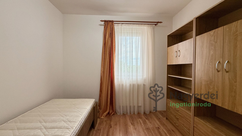 Debrecen, Kertváros, Lakás, tégla lakás  