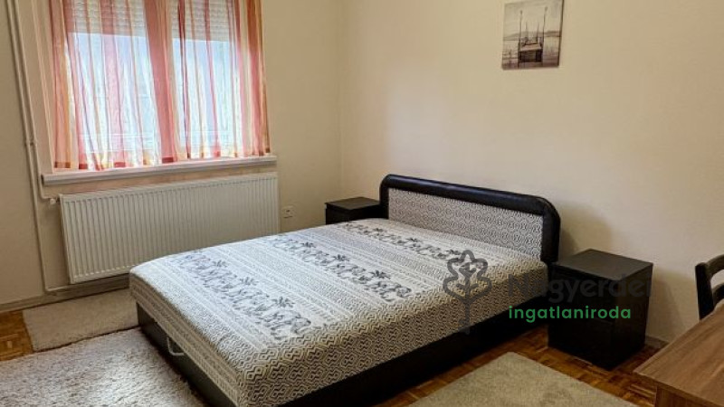 Debrecen, Sestakert, Lakás, tégla lakás  