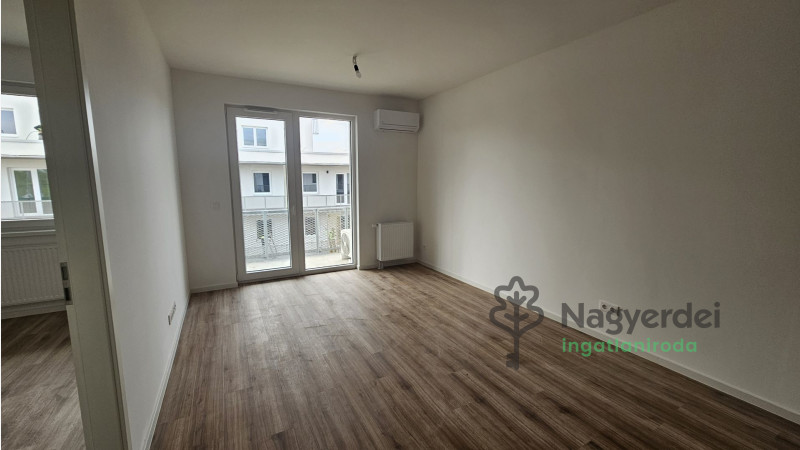 Debrecen, Epreskert, Lakás, panel lakás  