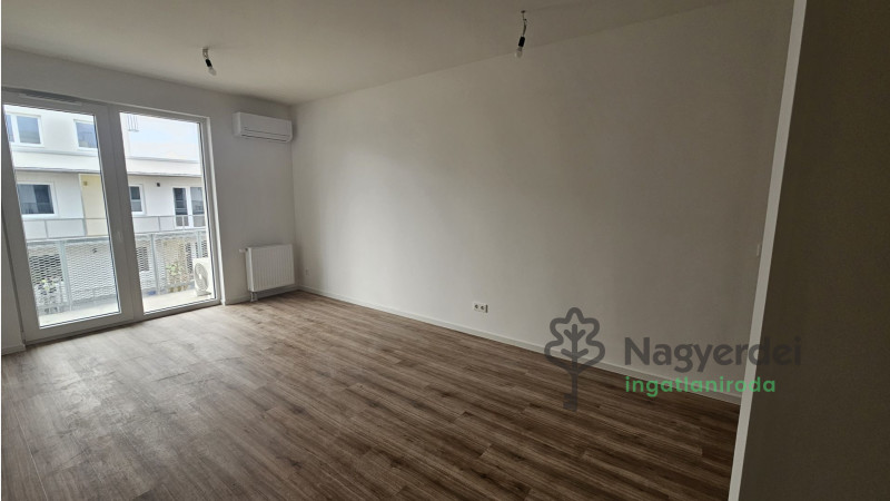 Debrecen, Epreskert, Lakás, panel lakás  