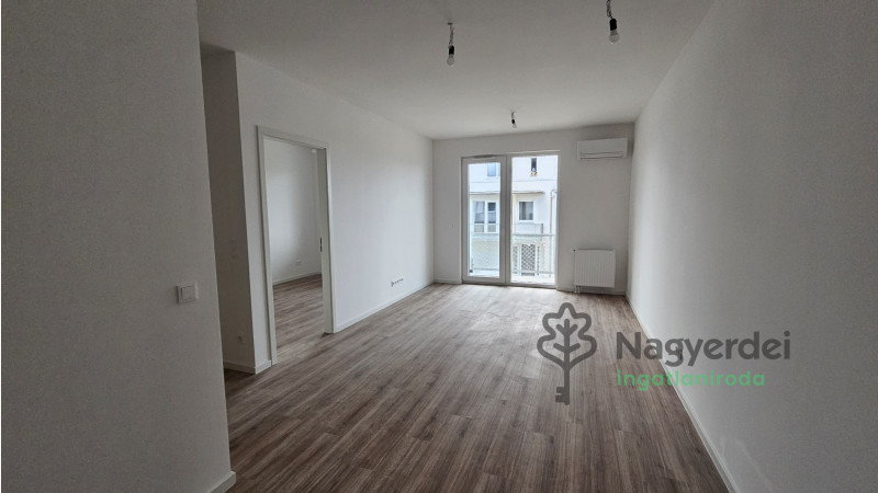 Debrecen, Epreskert, Lakás, panel lakás  