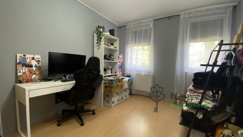 Debrecen, Kandia, Lakás, tégla lakás  