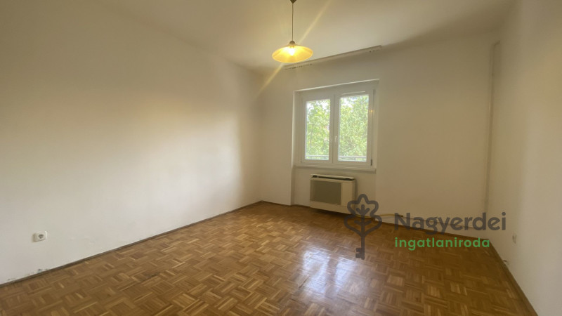 Debrecen, Sestakert, Lakás, tégla lakás  