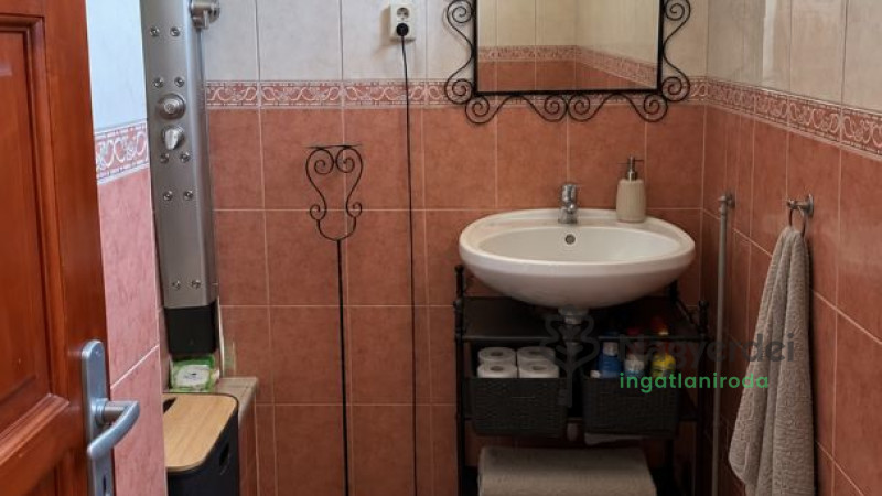 Debrecen, Sámsonikert, Ház, családi ház  