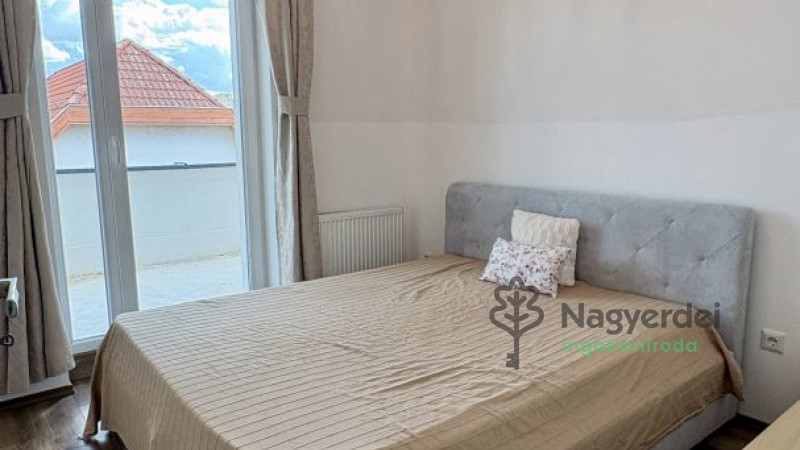 Debrecen, Hatvan utcai kert, Lakás, tégla lakás  
