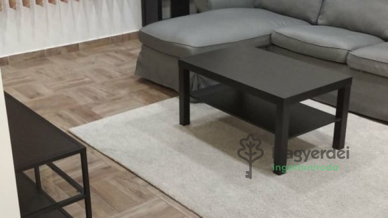 Debrecen, Csigekert, Lakás, tégla lakás  