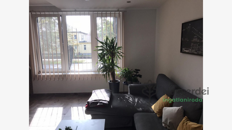 Debrecen, Csigekert, Lakás, tégla lakás  