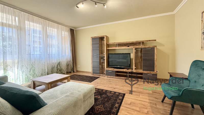 Debrecen, Sestakert, Lakás, csúsztatott zsalus  