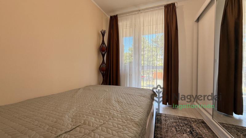 Debrecen, Füredi lakópark, Lakás, tégla lakás  