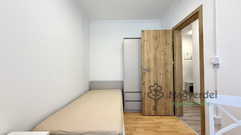 Debrecen, Belváros, Lakás, panel lakás  