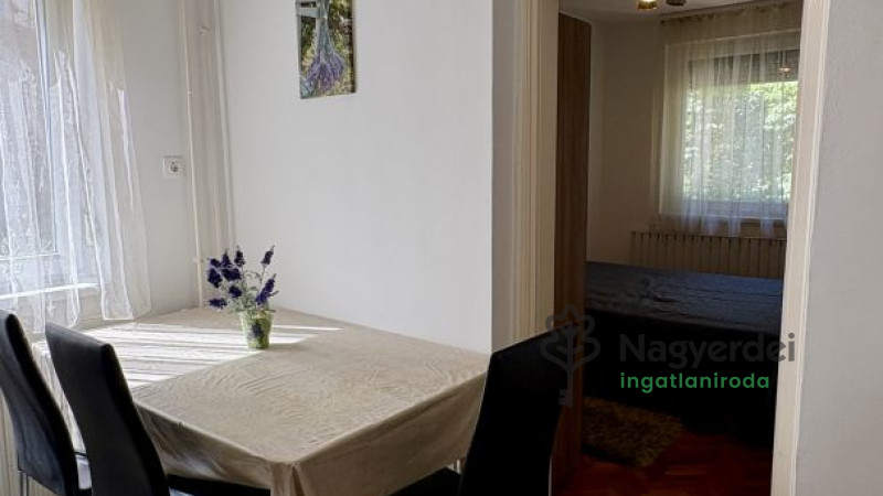 Debrecen, Sestakert, Lakás, tégla lakás  