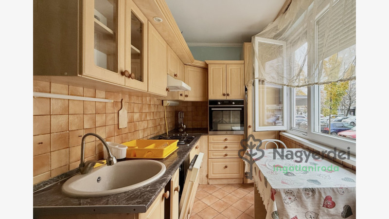 Debrecen, Szentlászlófalva, Lakás, panel lakás  