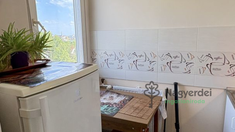 Debrecen, Libakert, Lakás, panel lakás  