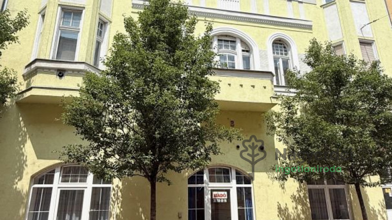 Debrecen, Belváros, Iroda, nem irodaházban  