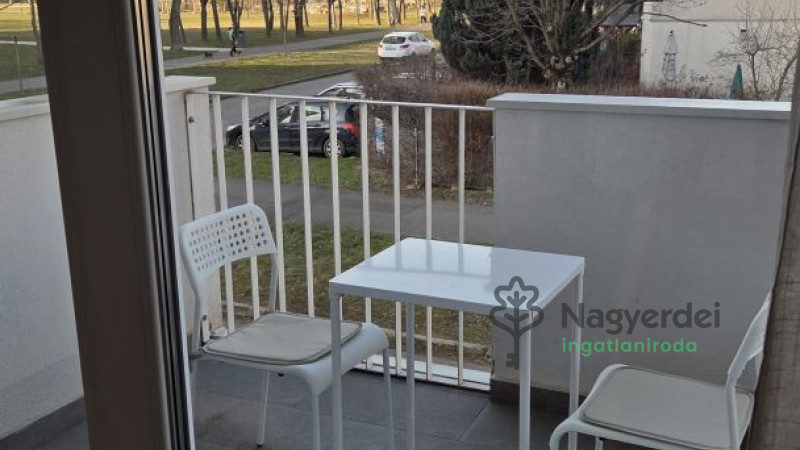 Debrecen, Tócóskert, Lakás, tégla lakás  