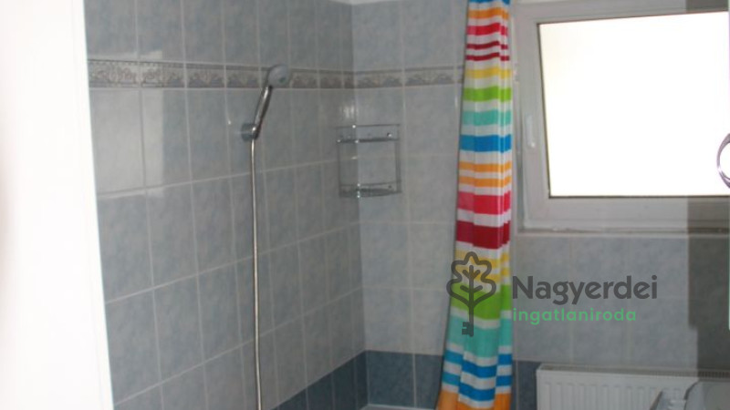 Debrecen, Sestakert, Lakás, tégla lakás  