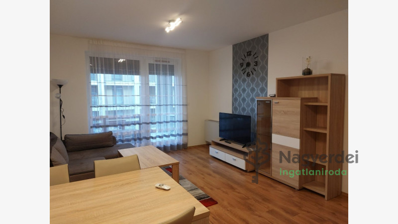 Debrecen, Sestakert, Lakás, tégla lakás  