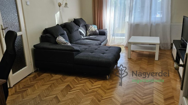 Debrecen, Lakás, tégla lakás  