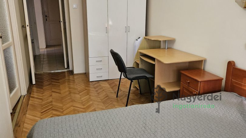 Debrecen, Lakás, tégla lakás  