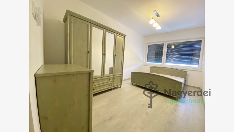 Debrecen, Belváros, Lakás, tégla lakás  