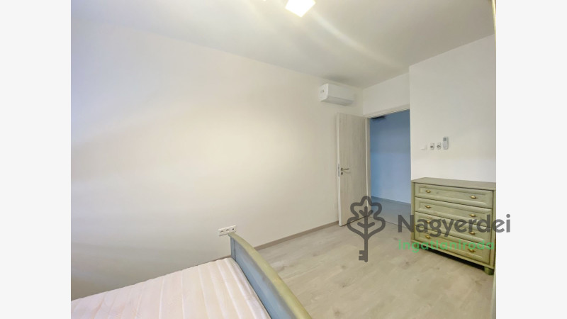 Debrecen, Belváros, Lakás, tégla lakás  