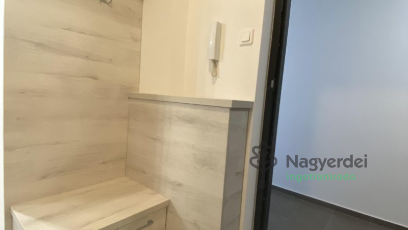 Debrecen, Belváros, Lakás, tégla lakás  