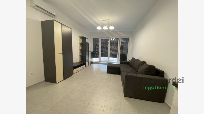 Debrecen, Belváros, Lakás, tégla lakás  