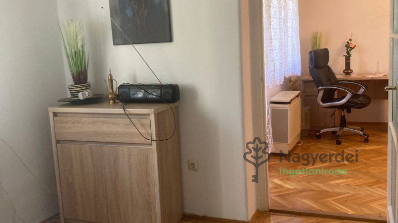 Debrecen, Sestakert, Lakás, tégla lakás  