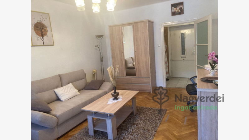 Debrecen, Sestakert, Lakás, tégla lakás  