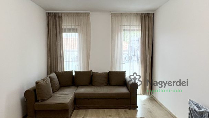 Debrecen, Péterfia, Lakás, tégla lakás  