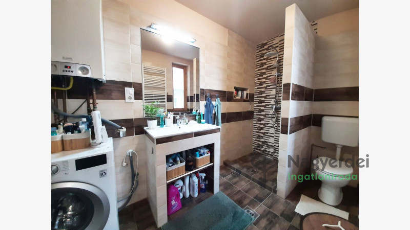 Debrecen, Homokkert, Ház, családi ház  