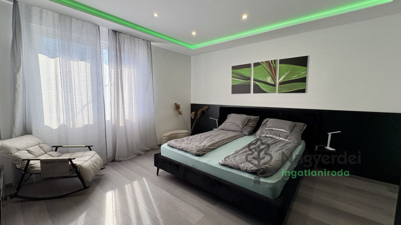 Debrecen, Széchenyikert, Ház, családi ház  