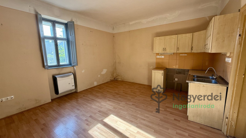 Debrecen, Júliatelep, Ház, családi ház  