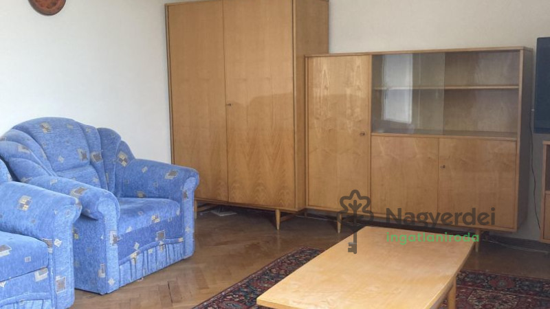 Debrecen, Nagyerdőalja, Lakás, tégla lakás  