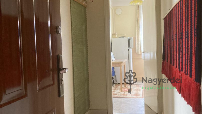 Debrecen, Nagyerdőalja, Lakás, tégla lakás  