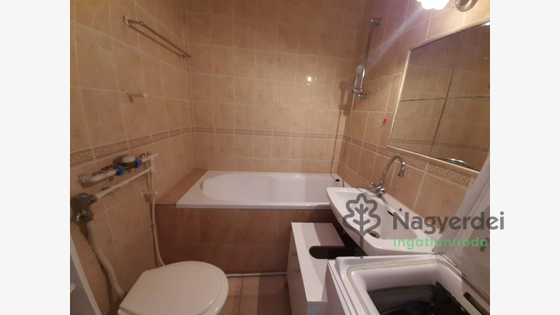 Debrecen, Dobozi lakótelep, Lakás, panel lakás  