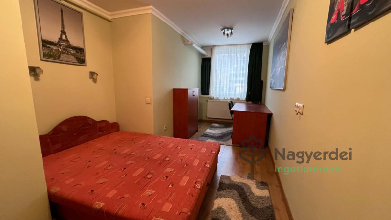 Debrecen, Nagyerdő, Lakás, tégla lakás  