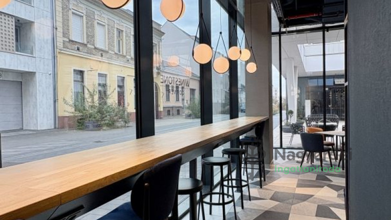 Debrecen, Belváros, Üzlethelyiség, nem üzletközpontban  