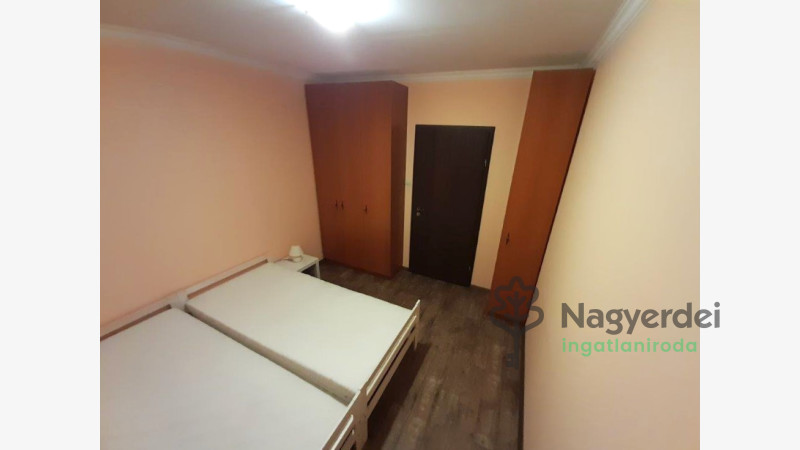 Debrecen, Kincseshegy, Ház, családi ház  