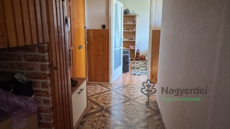 Debrecen, Libakert, Lakás, panel lakás  