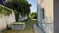 Debrecen, Postakert, Lakás, tégla lakás  