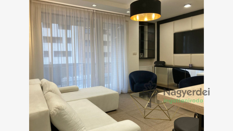 Debrecen, Belváros, Lakás, tégla lakás  