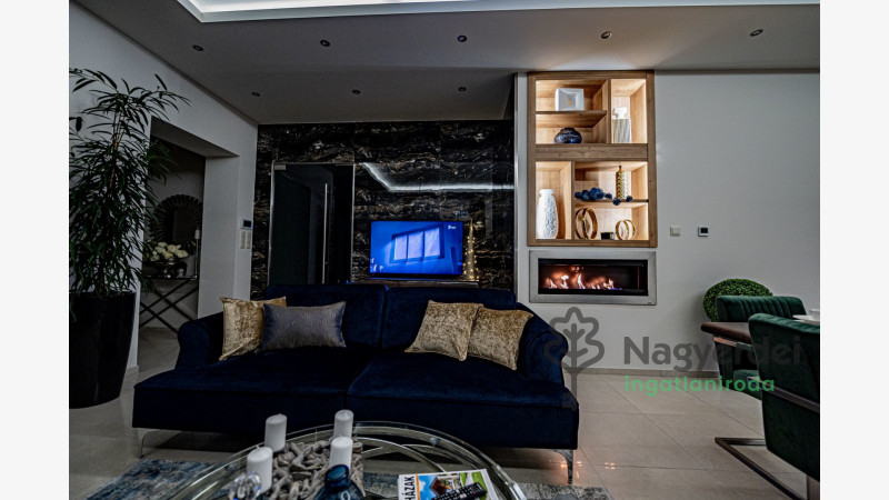 Debrecen, Belváros, Lakás, tégla lakás  