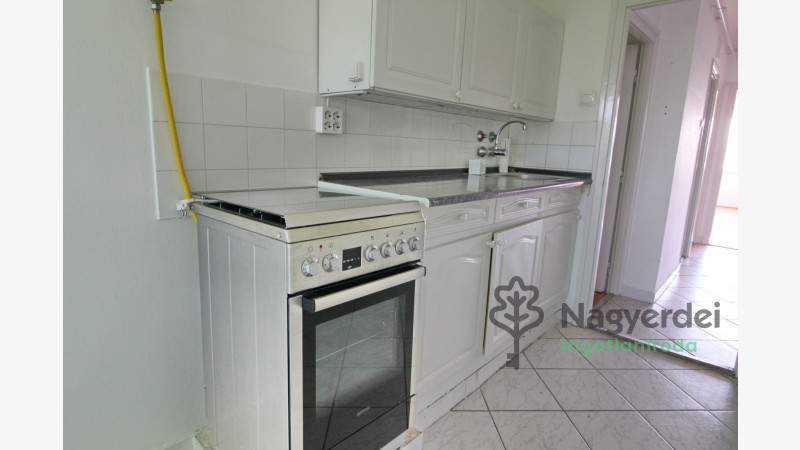 Debrecen, Belváros, Lakás, tégla lakás  