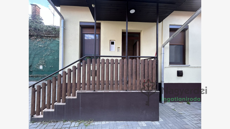 Debrecen, Péterfia, Ház, házrész  