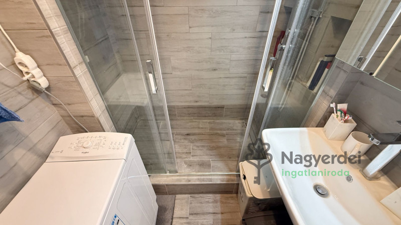 Debrecen, Újkert, Lakás, panel lakás  