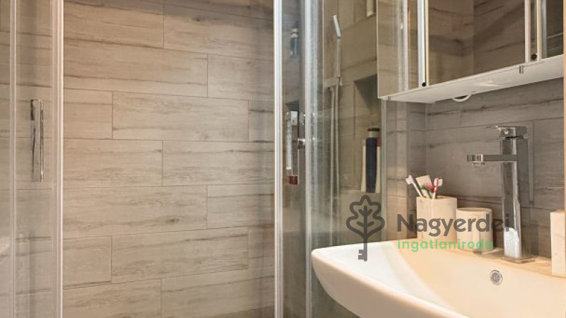 Debrecen, Újkert, Lakás, panel lakás  